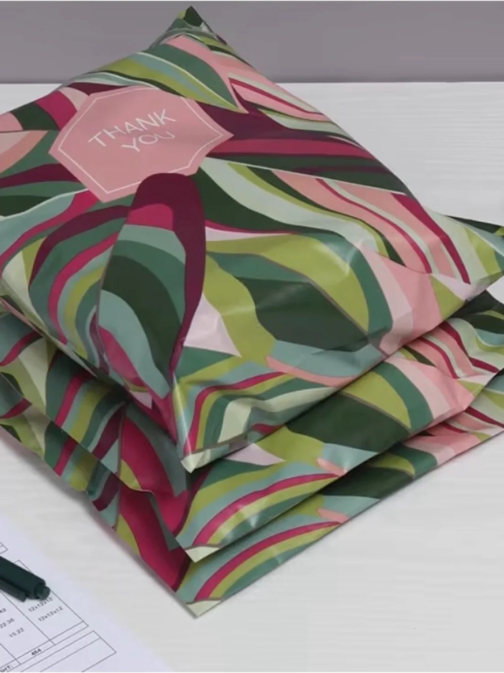 40 10x13 Poly Mailers - 2 designs - NWT